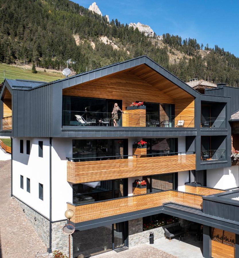 Hotel Ladinia Dolomites View Pozza di Fassa Exterior photo